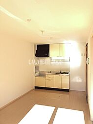 近鉄京都線 富野荘駅 徒歩4分の賃貸アパート 1階2DKの室内