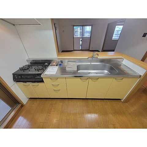キッチン