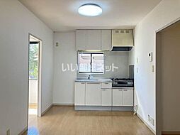 ヴィ・ラフィネ旗ケ崎　2号館 102 1階3DKのリビング/ダイニング