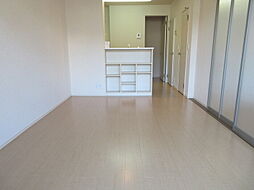 コンフォート ヴィラ 105 1階1LDKのリビング/ダイニング