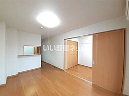 グレイスヒル 302 3階1LDKのリビング/ダイニング