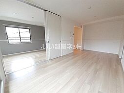 メゾン・ド・ボヌール 202 2階1LDKのリビング/ダイニング