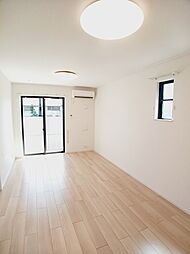 アイリス・III 105 1階1LDKのリビング/ダイニング