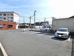 4 / 4