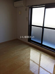 ルナ・ルーチェ 106 1階1Kのリビング/ダイニング