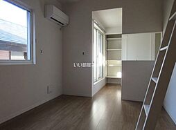 エレガントハオス 102 1階1LDKのリビング/ダイニング