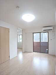 ダウンタウンヒルズ 102 1階2Kのリビング/ダイニング