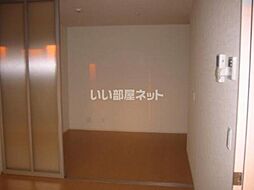 セレーノII 201 2階1LDKのリビング/ダイニング