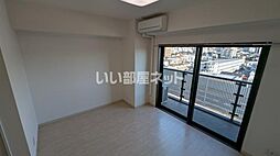 ヴィラ　オアシス 702 7階1Kのリビング/ダイニング