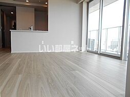 ライオンズタワー岡山千日前 11階3LDKのリビング/ダイニング