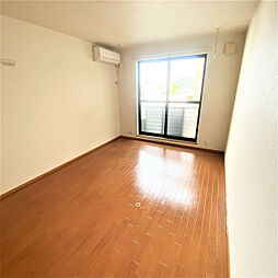 レヴァンテ 202 2階1Kのリビング/ダイニング