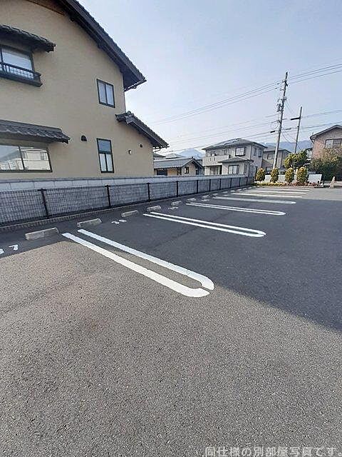 7 / 9