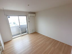 JR上越線 井野駅 4.8kmの賃貸アパート 3階1LDKのリビング/ダイニング