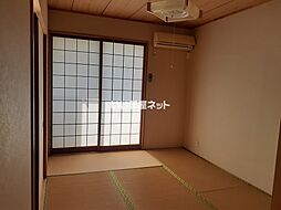 サザンアルファ岡田 206 2階2LDKの室内