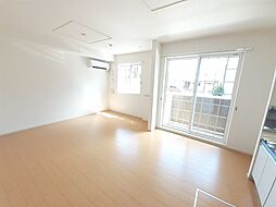 ポルト・リヴェールIV 102 1階1LDKのリビング/ダイニング