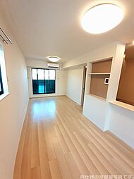 オルゴール具同II 204 2階2LDKのリビング/ダイニング