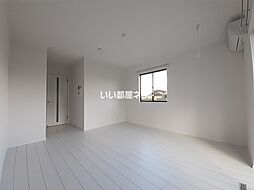 first花巻 105 1階1Kのリビング/ダイニング