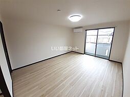 近鉄大阪線 名張駅 徒歩16分の賃貸アパート 2階1Kのリビング/ダイニング