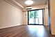 リビング...