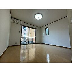 ノースエイト柏木 105 1階ワンルームのリビング/ダイニング