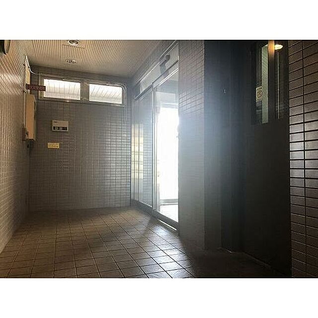 7 / 11