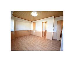 グランツ野川公園 203 2階1Kのリビング/ダイニング