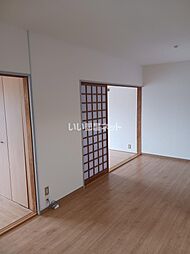 メッシーナ月出 304 3階3LDKの室内