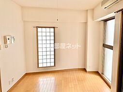 エステムコート新神戸エリタージュ 4階1DKのリビング/ダイニング