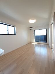 ラッフィナートII 201 2階2LDKのリビング/ダイニング