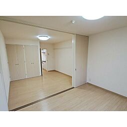 イーグルハイツ錦町 215 2階2Kのリビング/ダイニング