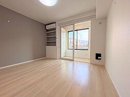 ホーリープレイス唐津　I 104 1階ワンルームのリビング/ダイニング