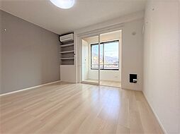 ホーリープレイス唐津　I 105 1階ワンルームのリビング/ダイニング