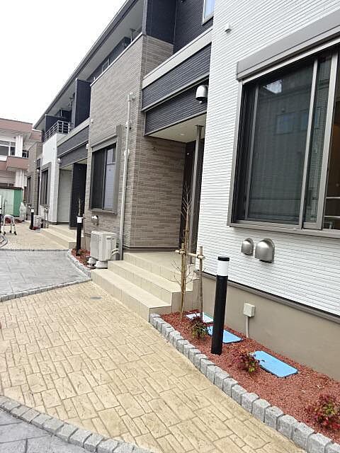 4 / 16
