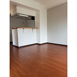 チェレステSUZUKA 206 2階3LDKのリビング/ダイニング