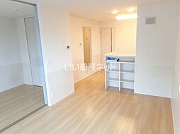 ホームインプラス 301 3階1LDKのリビング/ダイニング