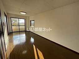 JR両毛線 国定駅 徒歩26分の賃貸アパート 2階1LDKのリビング/ダイニング