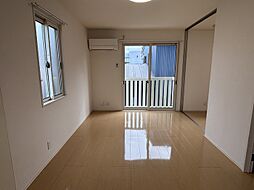 アペイス若杉 201 2階1LDKのリビング/ダイニング