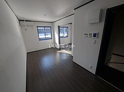 ル・メイユール尼沼C棟 202 2階ワンルームのリビング/ダイニング