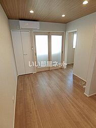 オランジュベール津住吉 102 1階1LDKのリビング/ダイニング