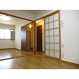 Surplus塚本A 202 2階2DKのリビング/ダイニング