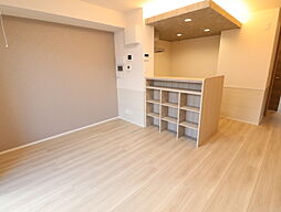 ランドマーク 203 2階2LDKのリビング/ダイニング