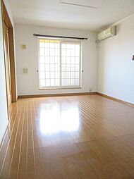 メゾン雪 203 2階2LDKのリビング/ダイニング