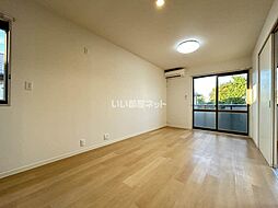 アクシス 202 2階1LDKのリビング/ダイニング