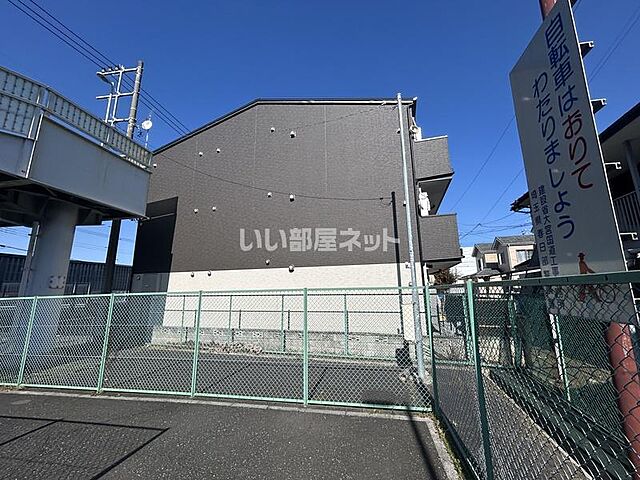 10 / 16
