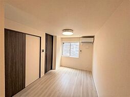 RESUA鍛冶町 102 1階1LDKのリビング/ダイニング