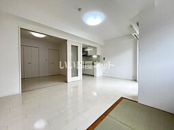 ノアール 103 3階1LDKのリビング/ダイニング