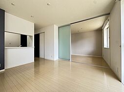 フェザンレーヴ　Ｂ棟 102 1階2LDKのリビング/ダイニング