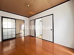 グランドビラやまもと　A 104 1階2DKのリビング/ダイニング