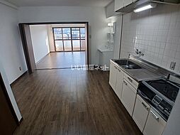 ワールドテラス 132 3階1LDKのリビング/ダイニング