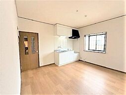 ウエストエンドA 201 2階3DKのリビング/ダイニング